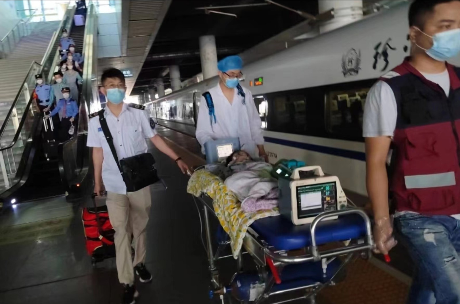 常德高铁转运公司